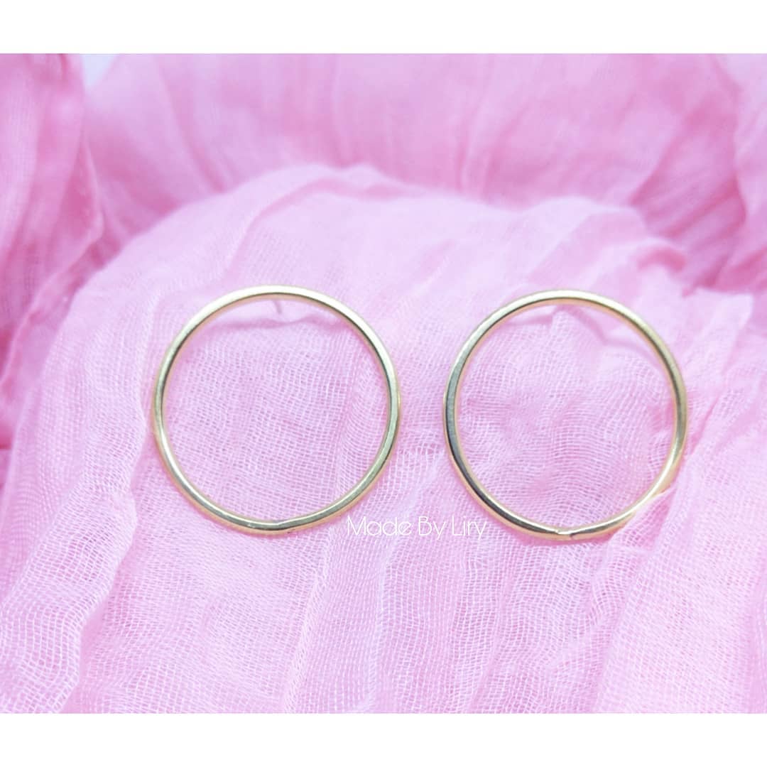 Circle Earrings